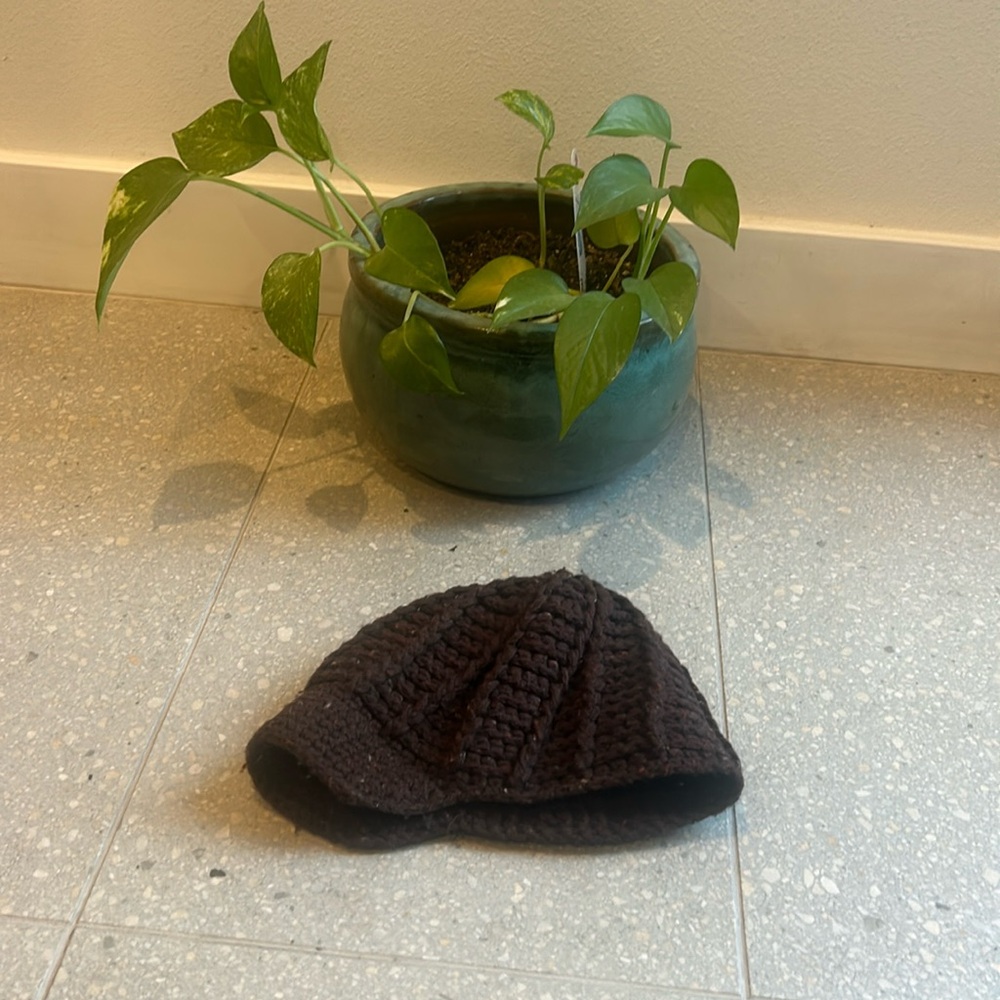 Vintage Gap knit cap chocolate brown.